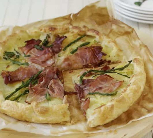 torta rustica patate speck asparagi