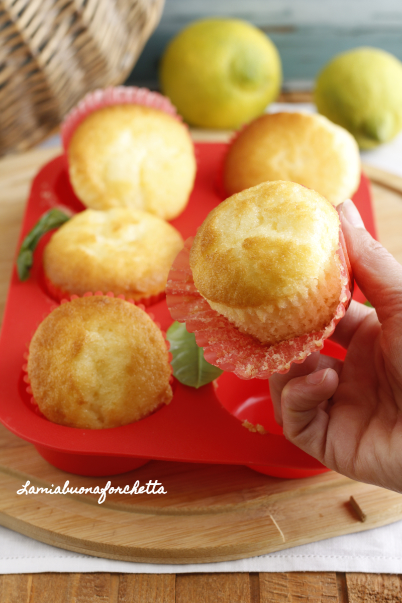Muffin al Limone sofficissimi- ricetta ottima - Lamiabuonaforchetta