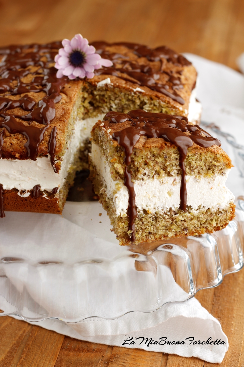 torta al pistacchio farcita